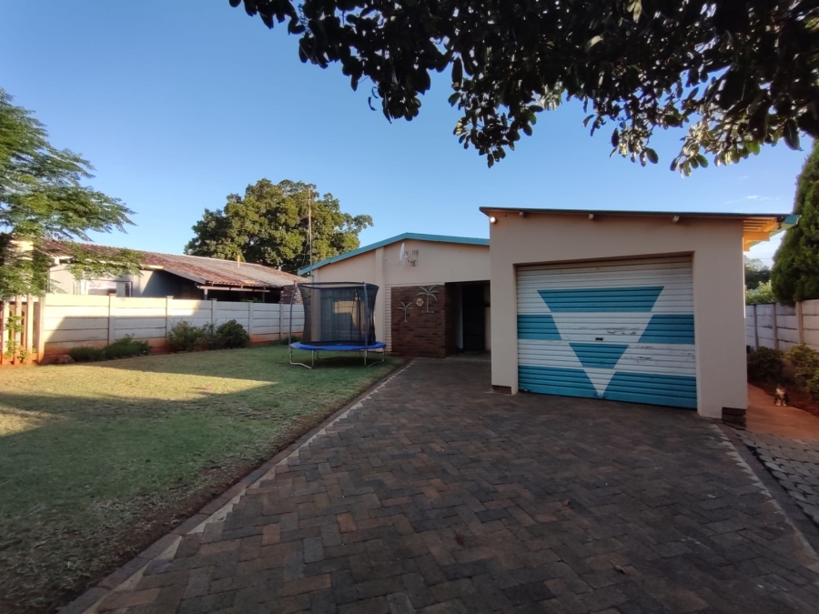 3 Bedroom Property for Sale in Randlespark North West